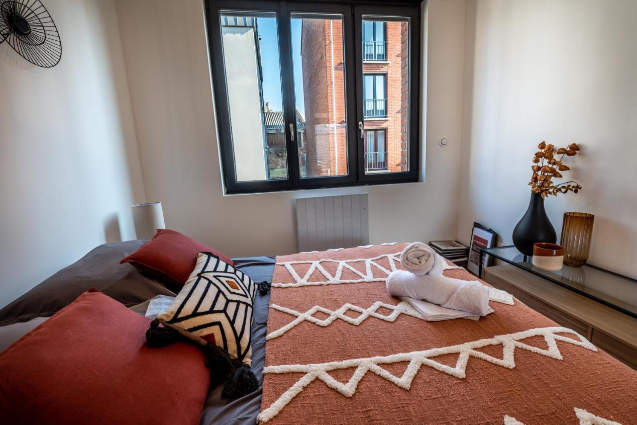 Downtown Rooftop - Centre Ville - Wifi - Terrasse - Netflix Amiens Dış mekan fotoğraf